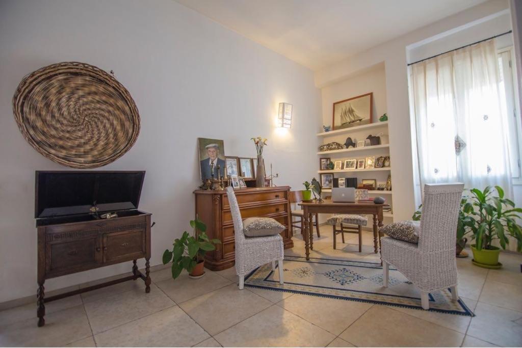 Lughia Bed and Breakfast Tortolì Εξωτερικό φωτογραφία